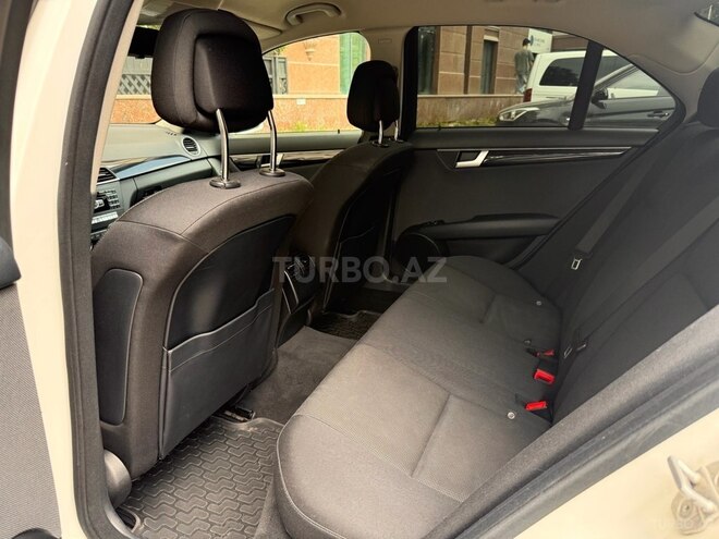 Mercedes C 180 2012, 101,330 km - 1.6 л - Bakı