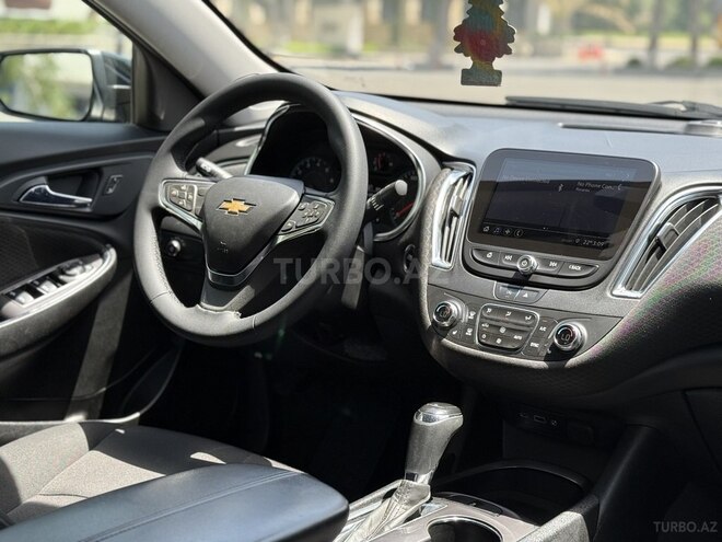 Chevrolet Malibu-7