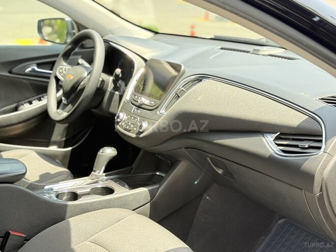 Chevrolet Malibu-10