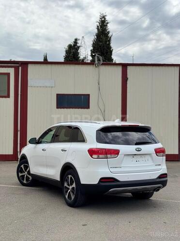 Kia Sorento-4