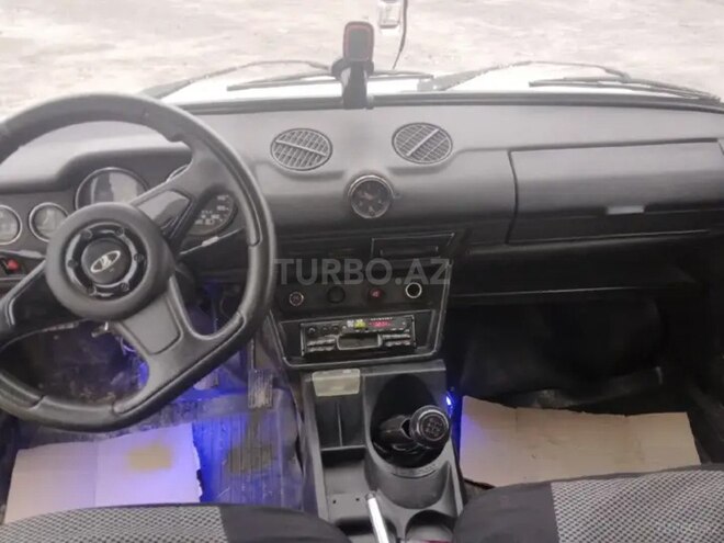 LADA (VAZ) 2106 1984, 84,000 km - 1.6 l - Qazax