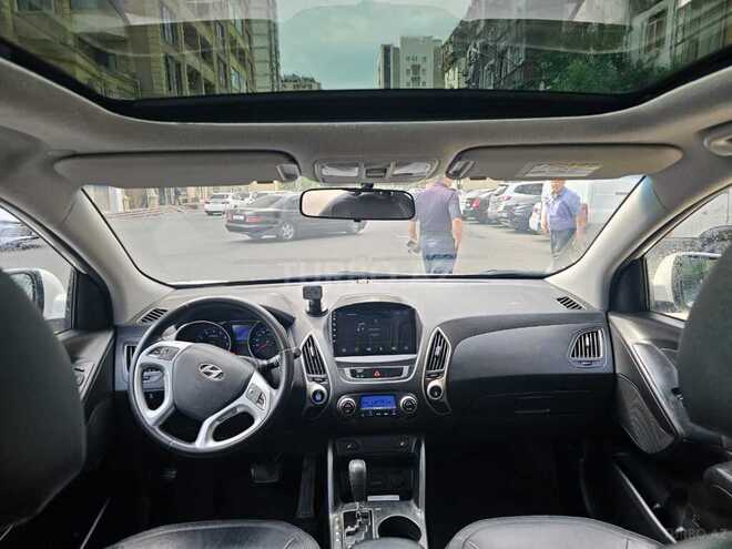 Hyundai ix35 2011, 235,000 km - 2.4 l - Bakı