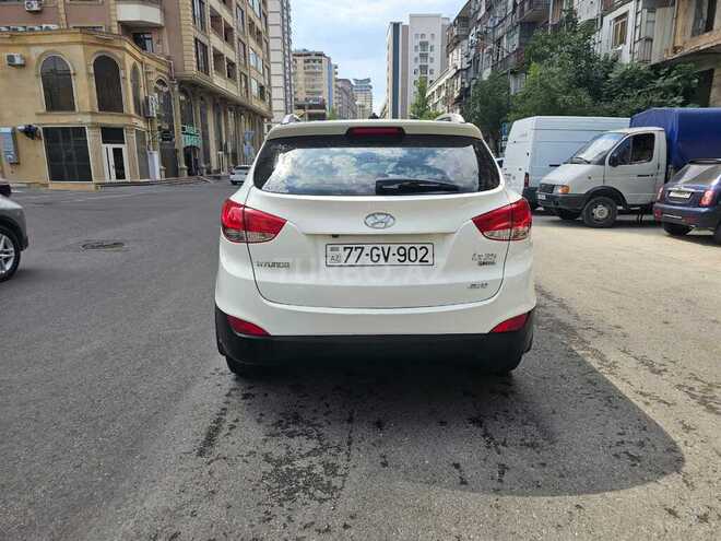 Hyundai ix35 2011, 235,000 km - 2.4 l - Bakı