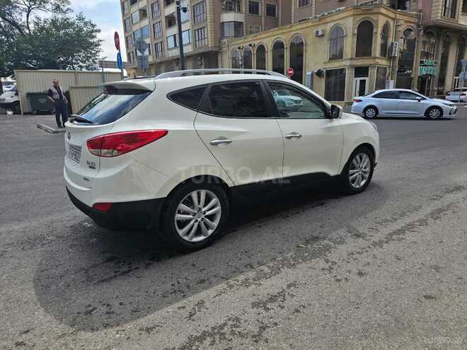 Hyundai ix35 2011, 235,000 km - 2.4 l - Bakı