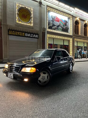 Mercedes C 220 1996, 350,000 km - 2.2 l - Sumqayıt