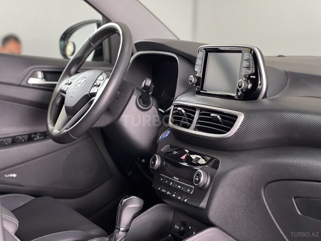 Hyundai Tucson-12