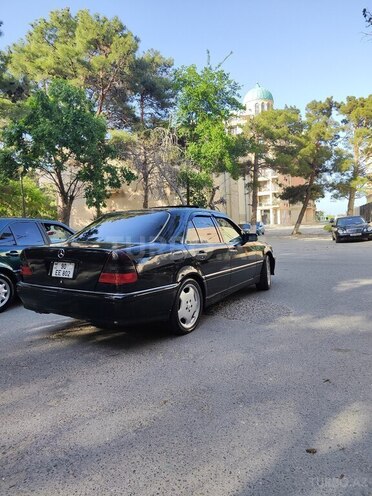 Mercedes C 220 1996, 350,000 km - 2.2 l - Sumqayıt