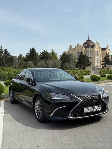Lexus ES 300h-1