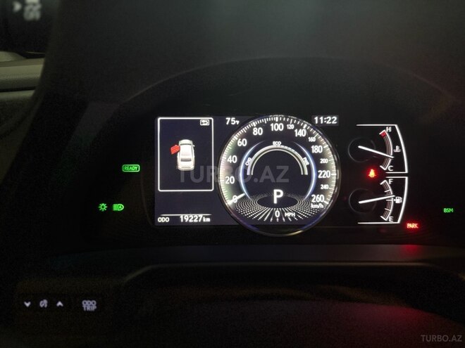 Lexus ES 300h-15