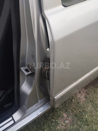 Mercedes E 200 d 1992, 274,100 km - 2.0 l - Sabirabad