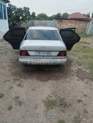 Mercedes E 200 d 1992, 274,100 km - 2.0 l - Sabirabad