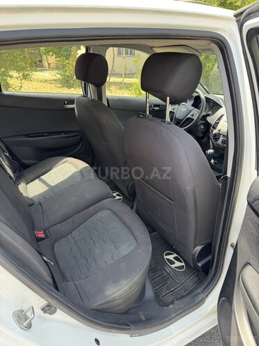 Hyundai i20 2009, 222,600 km - 1.4 л - Bakı
