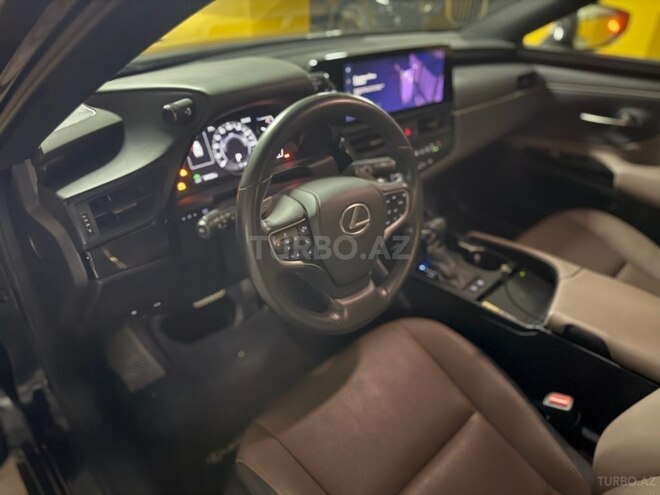 Lexus ES 300h 2023, 38,000 km - 2.5 l - Bakı