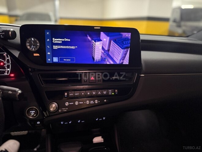 Lexus ES 300h 2023, 38,000 km - 2.5 l - Bakı
