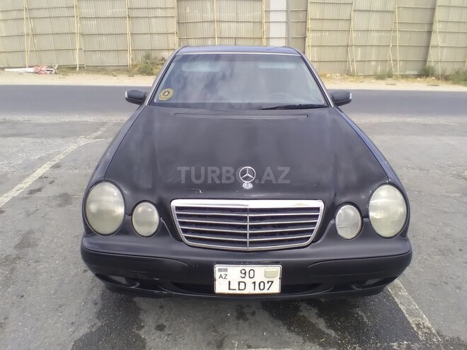 Mercedes E 220 d 2001, 352,000 km - 2.2 l - Bakı