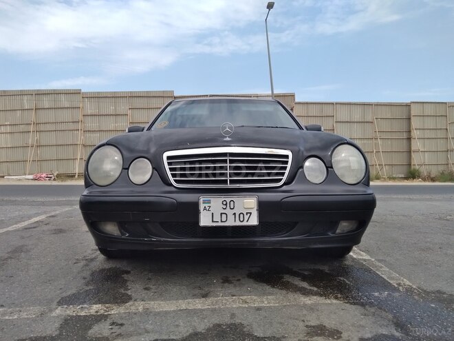 Mercedes E 220 d 2001, 352,000 km - 2.2 l - Bakı