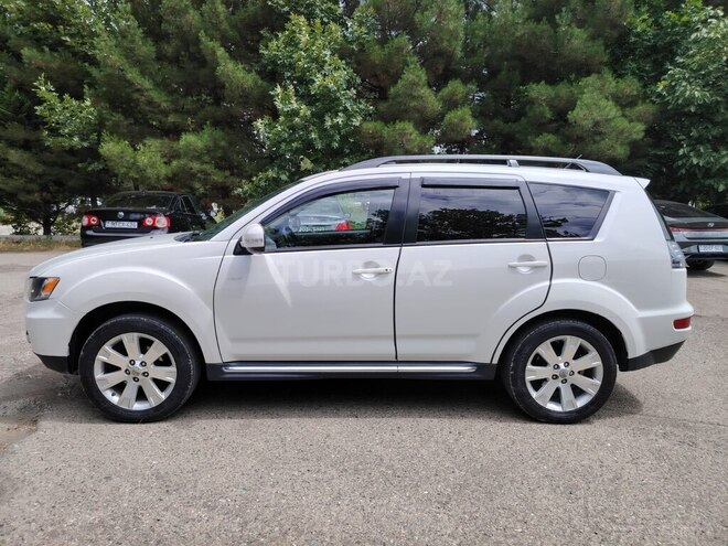 Mitsubishi Outlander 2012, 220,480 km - 2.4 l - Gəncə