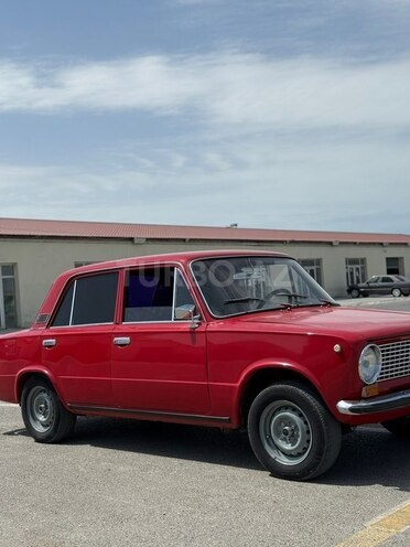 LADA (VAZ) 21011 1975, 86,000 km - 1.6 l - Bakı