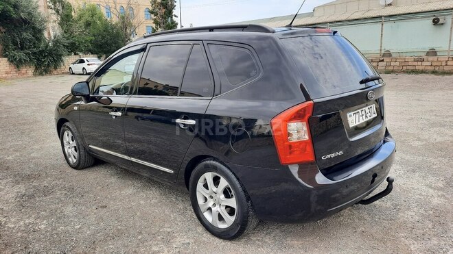 Kia Carens 2008, 260,000 km - 2.0 l - Sumqayıt