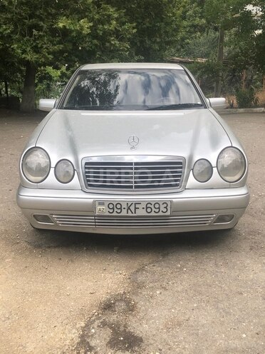 Mercedes E 220 d 1998, 445,000 km - 2.2 l - Bakı