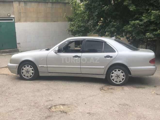 Mercedes E 220 d 1998, 445,000 km - 2.2 l - Bakı