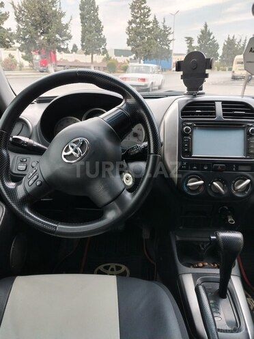 Toyota RAV4 2004, 297,000 km - 2.4 l - Sumqayıt
