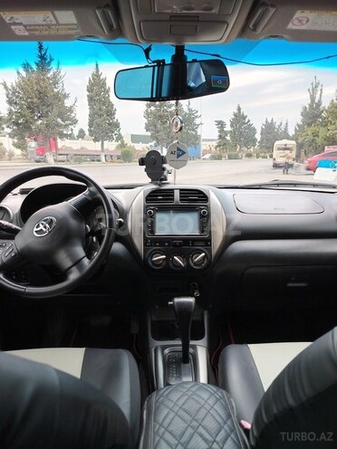 Toyota RAV4 2004, 297,000 km - 2.4 l - Sumqayıt