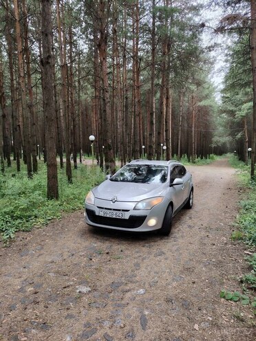 Renault Megane-2