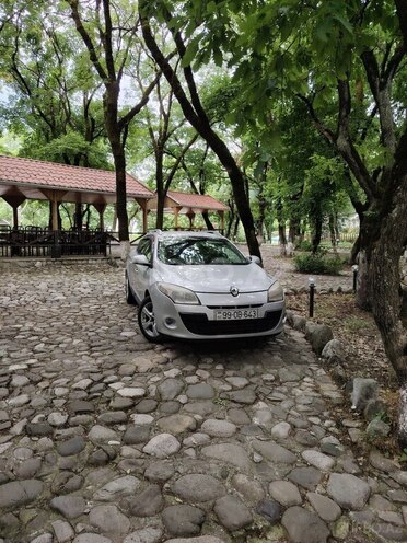 Renault Megane-9