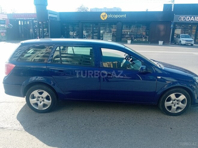 Opel Astra 2009, 310,000 km - 1.4 l - Bakı