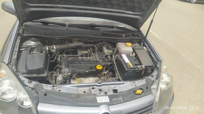 Opel Astra 2005, 281,000 km - 1.4 л - Gəncə