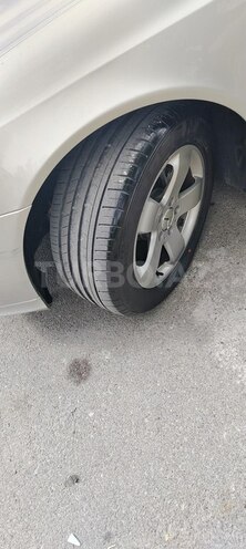 Mercedes E 220 d 2004, 350,000 km - 2.2 l - Göyçay