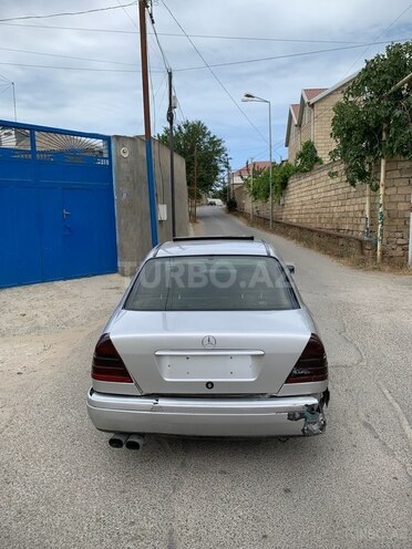 Mercedes C 180-6