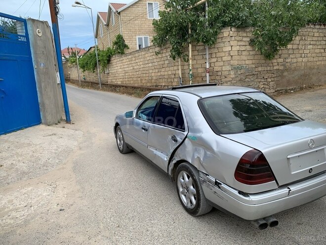 Mercedes C 180-3