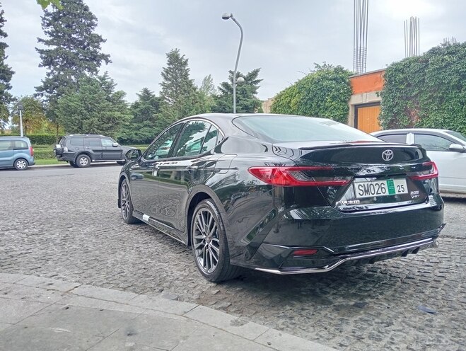 Toyota Camry-8