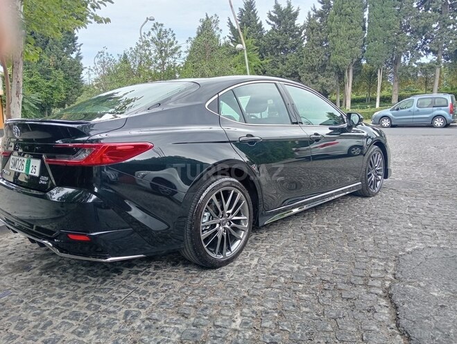 Toyota Camry-6