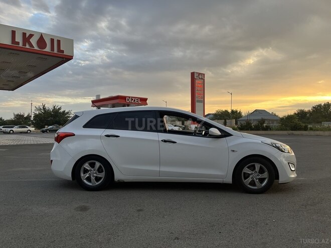 Hyundai i30 2015, 240,000 km - 1.4 l - Bakı