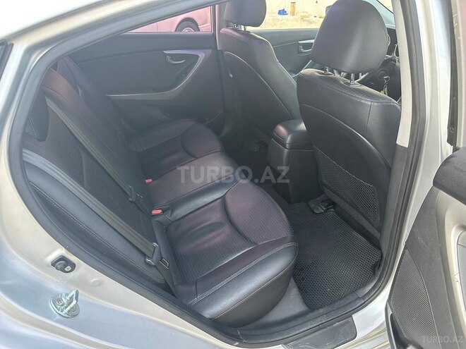 Hyundai Avante 2014, 225,000 km - 1.6 l - Bakı
