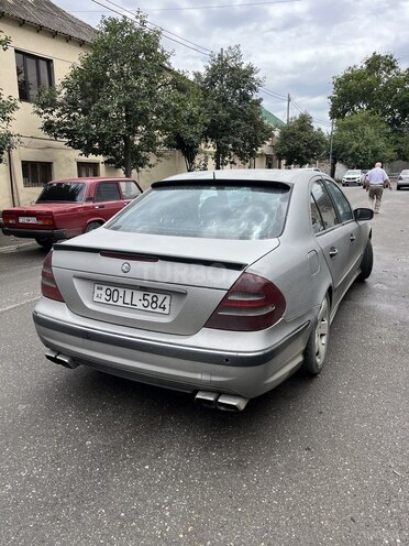 Mercedes E 270 2003, 327,000 km - 2.7 l - Gəncə