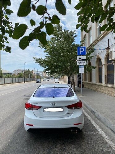 Hyundai Elantra 2015, 175,000 km - 1.8 l - Bakı