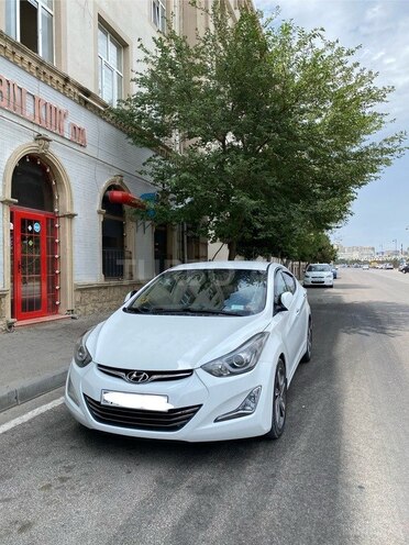 Hyundai Elantra 2015, 175,000 km - 1.8 l - Bakı