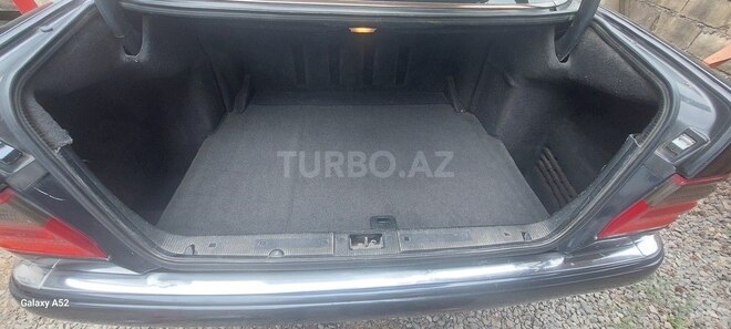 Mercedes E 230 1996, 408,000 km - 2.3 l - Lənkəran