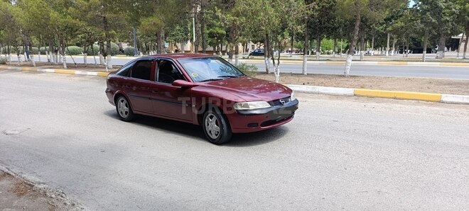 Opel Vectra 1997, 214,360 km - 2.0 l - Sumqayıt