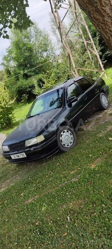 Opel Vectra 1993, 498,104 km - 1.8 l - Qəbələ