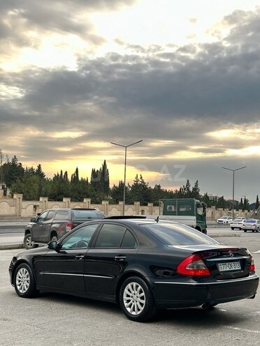 Mercedes E 350 2006, 321,000 km - 3.5 l - Bakı