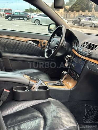 Mercedes E 350 2006, 321,000 km - 3.5 l - Bakı