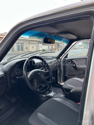 GAZ 3105 2005, 173,000 km - 2.4 l - Bakı