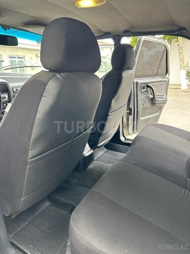 GAZ 3105 2005, 173,000 km - 2.4 l - Bakı