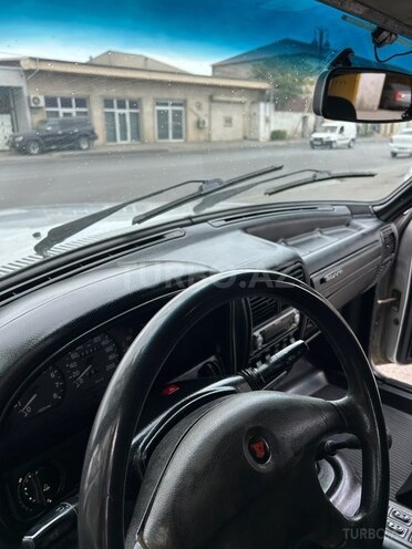 GAZ 3105 2005, 173,000 km - 2.4 l - Bakı