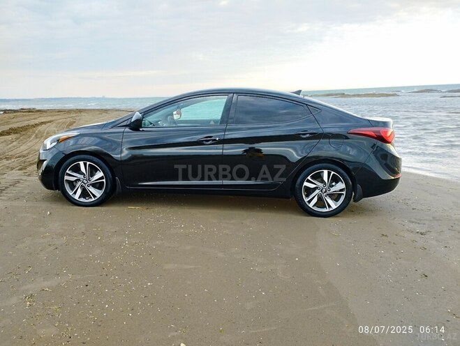 Hyundai Elantra 2015, 355,560 km - 1.8 л - Bakı
